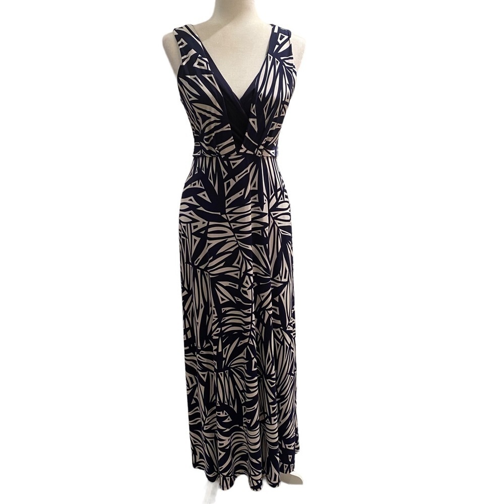 Le Lis Maxi Dress Blue and White Tropical Print